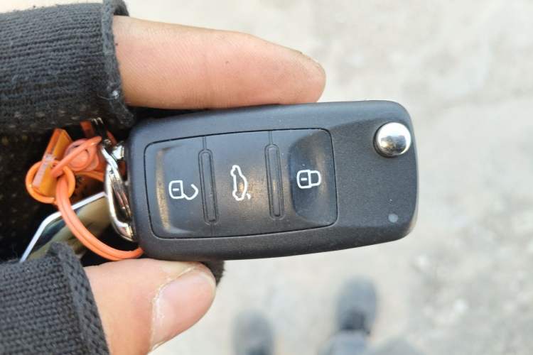 Used Volkswagen Sagitar 2018 180TSI DSG Prestige Edition Vehicle Key