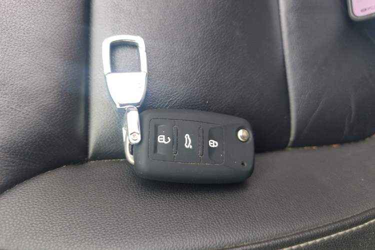 Used Volkswagen Sagitar 2018 280TSI DSG Ignite Edition Vehicle Key