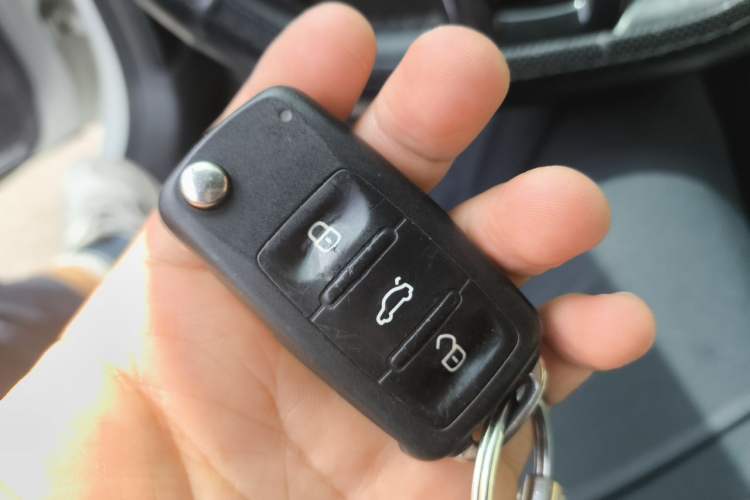 Used Volkswagen Sagitar 2018 1.6L Automatic Comfort Model Vehicle Key