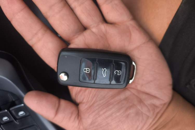 Used Volkswagen Sagitar 2018 180TSI DSG Prestige Edition Vehicle Key