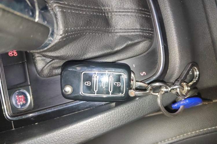 Used Volkswagen Sagitar 2018 280TSI DSG Ignite Edition Vehicle Key