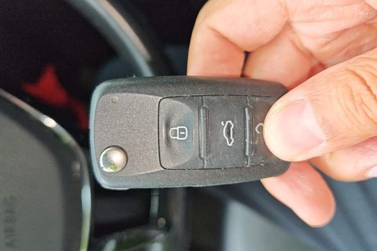 Used Volkswagen Sagitar 2018 180TSI DSG Prestige Edition Vehicle Key