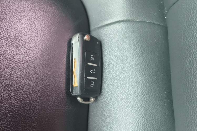 Used Volkswagen Sagitar 2018 180TSI DSG Prestige Edition Vehicle Key