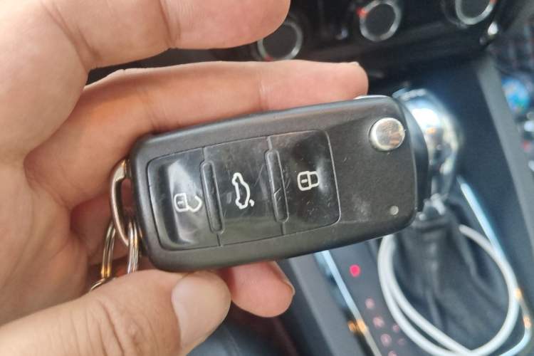 Used Volkswagen Sagitar 2018 280TSI DSG Ignite Edition Vehicle Key