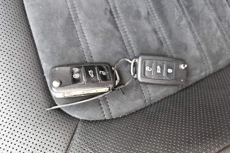 Used Volkswagen Sagitar 2018 280TSI DSG Luxury Model Vehicle Key