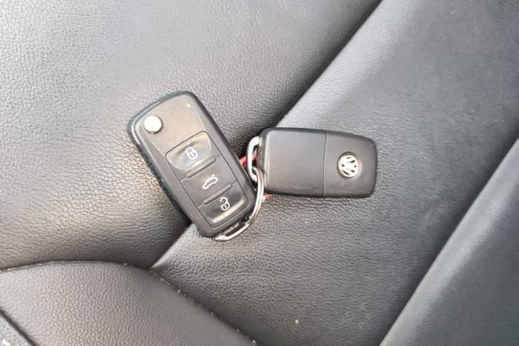 Used Volkswagen Sagitar 2018 1.6L Automatic Comfort Model Vehicle Key