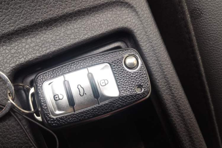 Used Volkswagen Sagitar 2018 280TSI DSG Ignite Edition Vehicle Key