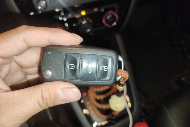 Used Volkswagen Sagitar 2018 1.6L Automatic Comfort Model Vehicle Key
