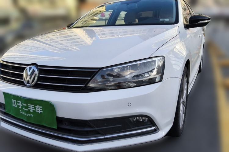 Used Volkswagen Sagitar 2018 280TSI DSG Luxury Model Guazi used car, China used car export, Used car for sale, Used  cars, Cheapest cars for sale