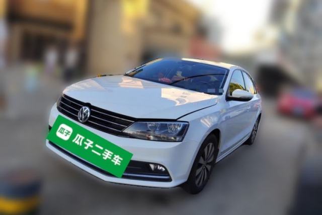 Ojetý Volkswagen Sagitar 2018 280TSI DSG Comfort Model