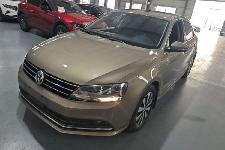 Used Volkswagen Sagitar 2018 180TSI DSG Prestige Edition Guazi used car, China used car export, Used car for sale, Used cars, Cheapest cars for sale