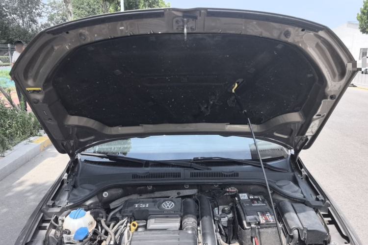 Used Volkswagen Sagitar 2018 280TSI DSG Ignite Edition Engine Bay