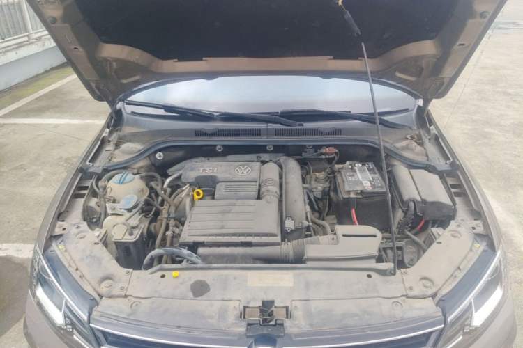 Used Volkswagen Sagitar 2018 280TSI DSG Ignite Edition Engine Bay