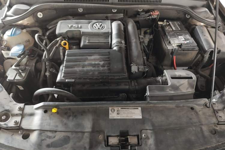Used Volkswagen Sagitar 2018 180TSI DSG Prestige Edition Engine Bay