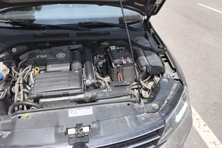 Used Volkswagen Sagitar 2018 280TSI DSG Ignite Edition Engine Bay Left