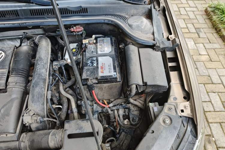 Used Volkswagen Sagitar 2018 280TSI DSG Ignite Edition Engine Bay Left