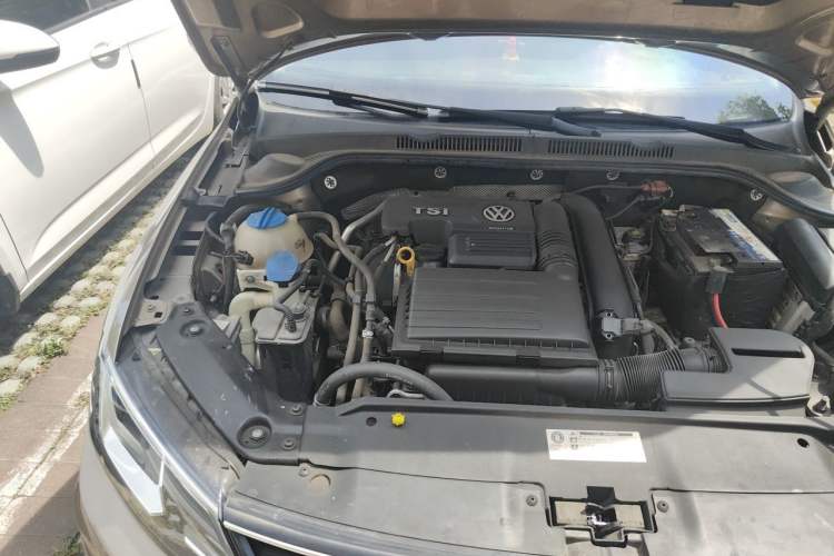 Used Volkswagen Sagitar 2018 280TSI DSG Ignite Edition Engine Bay Right