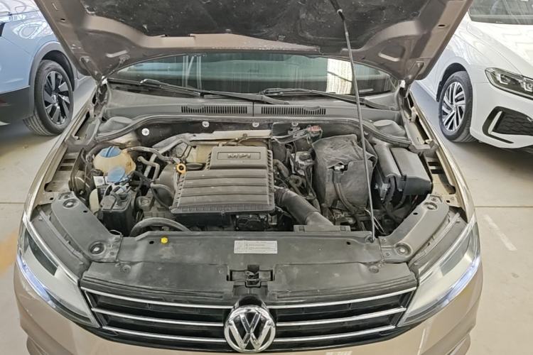Used Volkswagen Sagitar 2018 1.6L Automatic Comfort Model Engine Bay