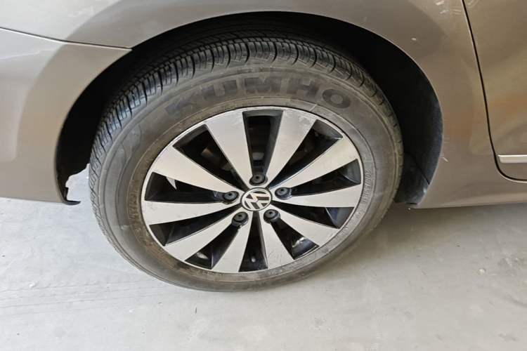 Used Volkswagen Sagitar 2018 1.6L Automatic Comfort Model Exterior 5