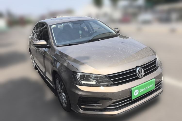 Used Volkswagen Sagitar 2018 280TSI DSG Ignite Edition Front Right 45 Deg