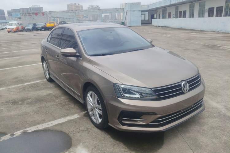 Used Volkswagen Sagitar 2018 280TSI DSG Ignite Edition Front Right 45 Deg