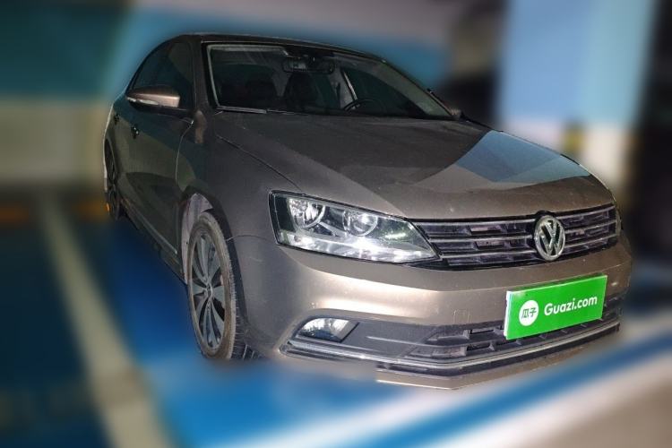 Used Volkswagen Sagitar 2018 180TSI DSG Prestige Edition Front Right 45 Deg