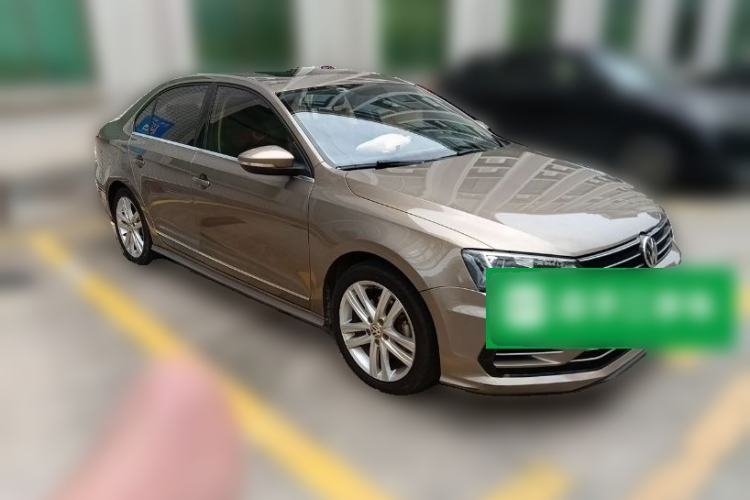 Used Volkswagen Sagitar 2018 280TSI DSG Ignite Edition Front Right 45 Deg