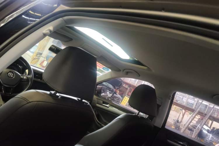Used Volkswagen Sagitar 2018 280TSI DSG Ignite Edition Headliner