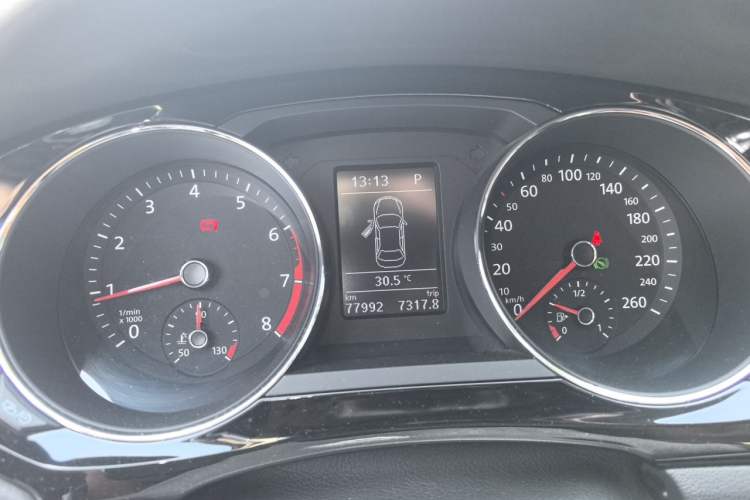 Used Volkswagen Sagitar 2018 280TSI DSG Ignite Edition Instrument Cluster