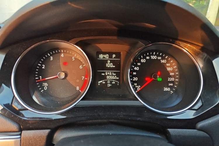 Used Volkswagen Sagitar 2018 1.6L Automatic Comfort Model Instrument Cluster