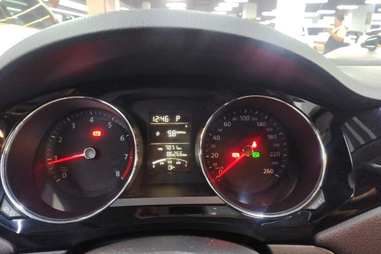 Used Volkswagen Sagitar 2018 1.6L Automatic Comfort Model Instrument Cluster