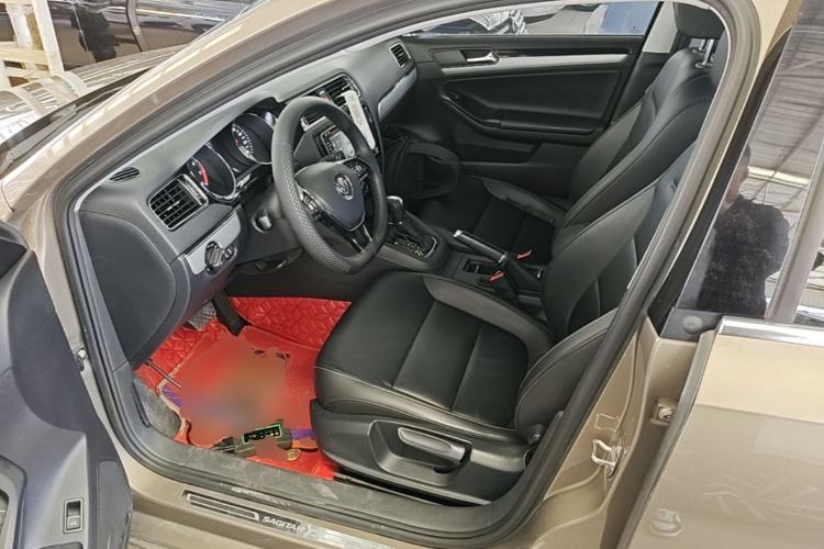 Used Volkswagen Sagitar 2018 1.6L Automatic Comfort Model Left Front Seat