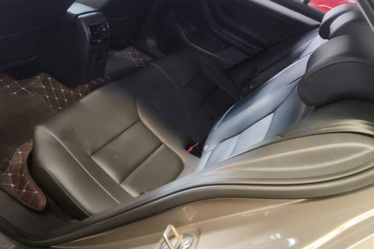 Used Volkswagen Sagitar 2018 280TSI DSG Ignite Edition Left Rear Seat