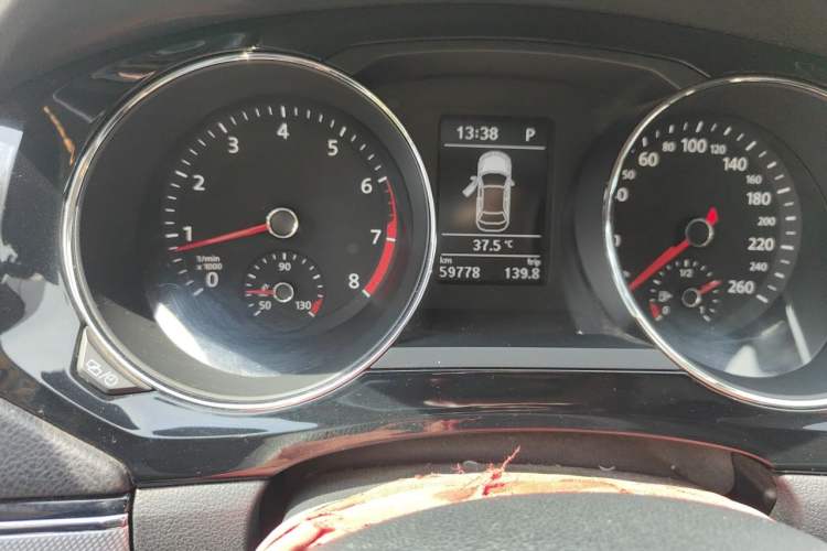 Used Volkswagen Sagitar 2018 280TSI DSG Ignite Edition Odometer Close Up