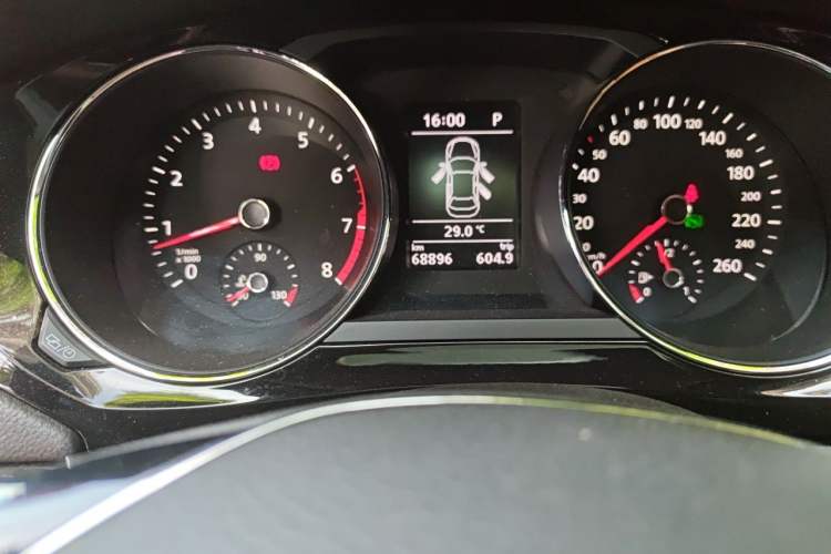 Used Volkswagen Sagitar 2018 280TSI DSG Ignite Edition Odometer Close Up