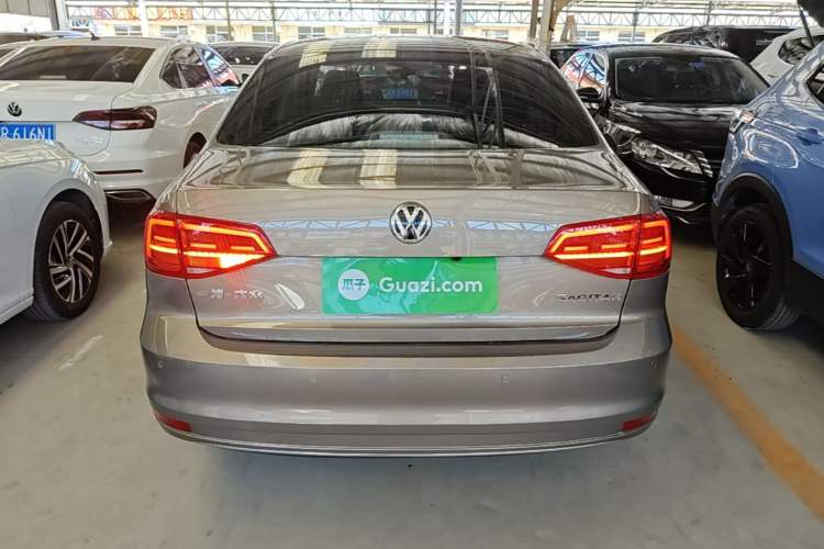Used Volkswagen Sagitar 2018 1.6L Automatic Comfort Model Rear