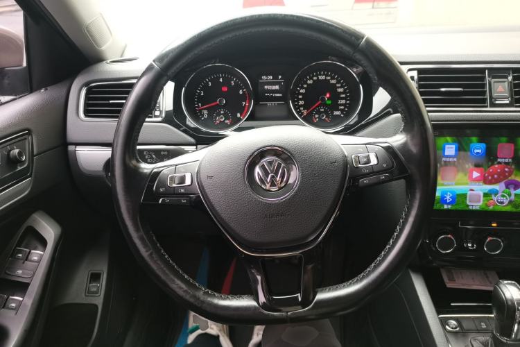 Used Volkswagen Sagitar 2018 280TSI DSG Comfort Model Steering Wheel