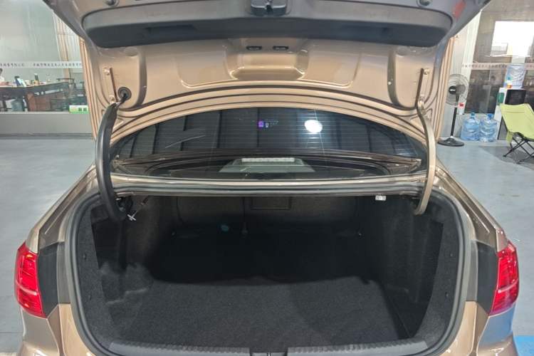Used Volkswagen Sagitar 2018 180TSI DSG Prestige Edition Trunk