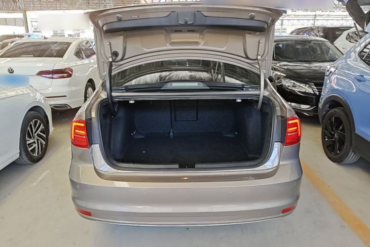 Used Volkswagen Sagitar 2018 1.6L Automatic Comfort Model Trunk