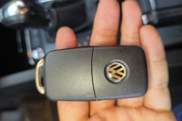 Used Volkswagen Sagitar 2018 280TSI DSG Comfort Model Vehicle Key