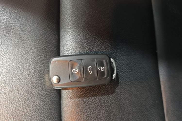 Used Volkswagen Sagitar 2018 180TSI DSG Prestige Edition Vehicle Key