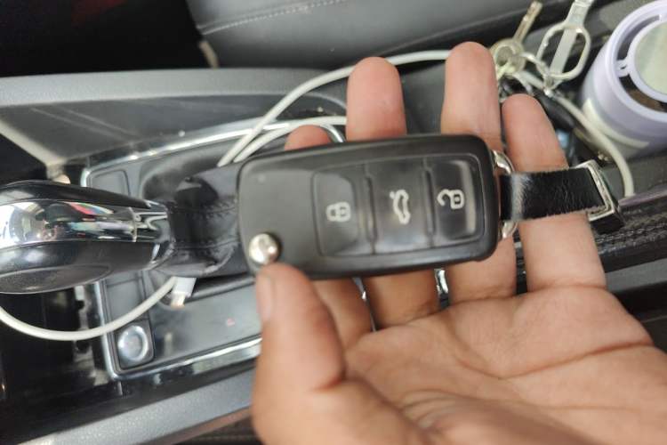Used Volkswagen Sagitar 2018 280TSI DSG Ignite Edition Vehicle Key