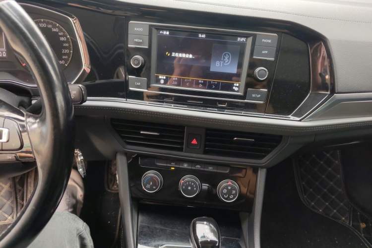 Used Volkswagen Sagitar 2019 200TSI DSG Comfort Version China VI Standard Audio And AC Panel
