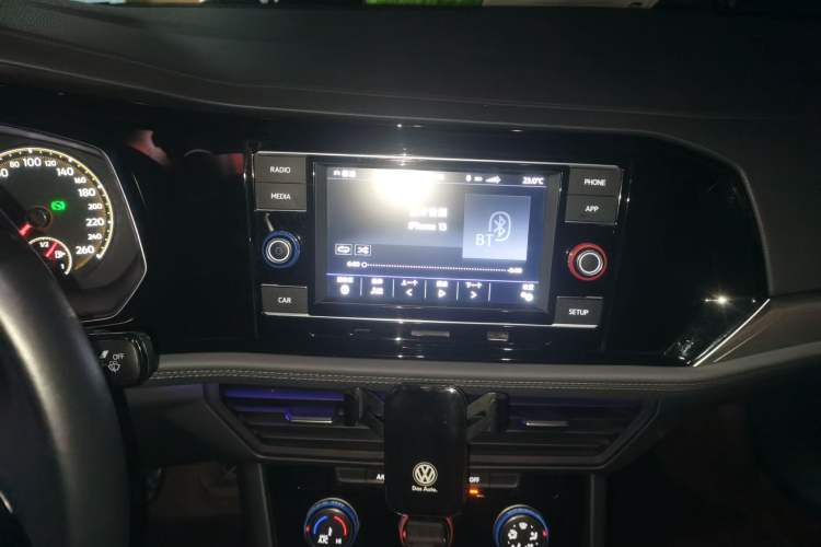 Used Volkswagen Sagitar 2019 280TSI DSG Comfort Version China VI Standard Audio And AC Panel