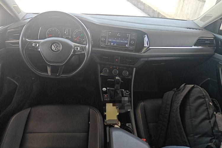 Used Volkswagen Sagitar 2019 280TSI DSG Comfort Version China VI Standard Center Console