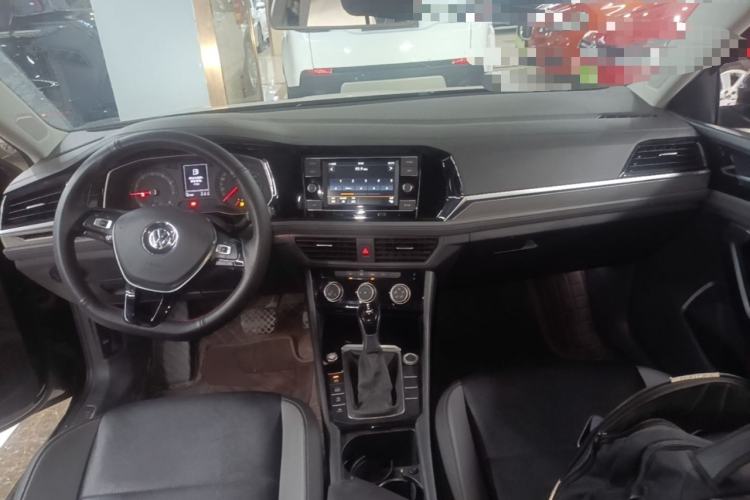 Used Volkswagen Sagitar 2019 280TSI DSG Comfort Version China VI Standard Center Console