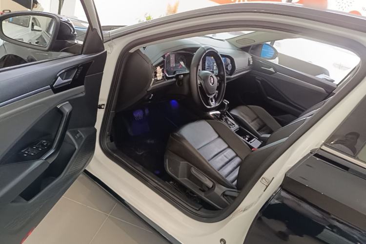 Used Volkswagen Sagitar 2019 200TSI DSG Comfort Version China VI Standard Driver Seat