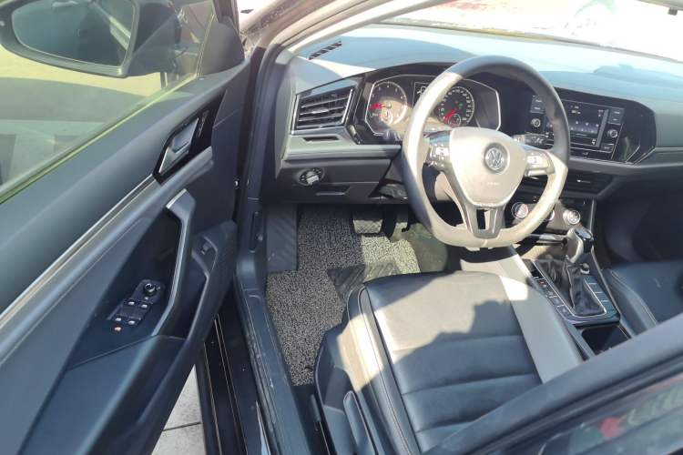 Used Volkswagen Sagitar 2019 280TSI DSG Comfort Version China VI Standard Driver Seat
