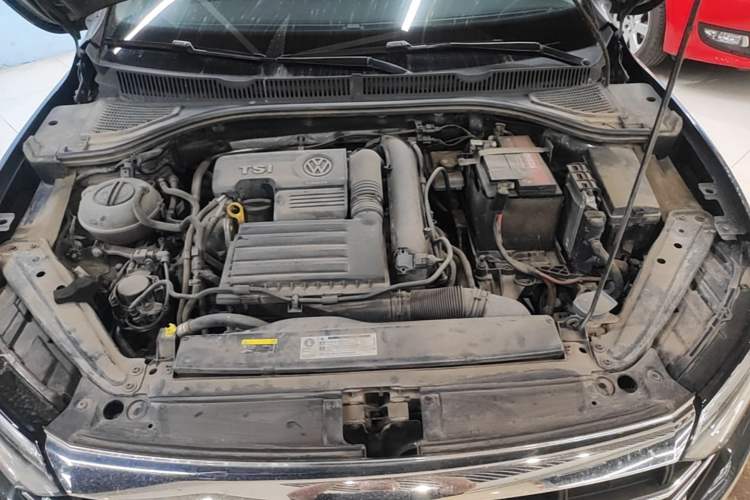 Used Volkswagen Sagitar 2019 280TSI DSG Comfort Version China VI Standard Engine Bay