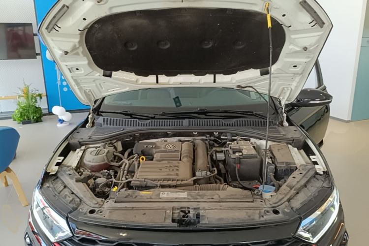 Used Volkswagen Sagitar 2019 200TSI DSG Comfort Version China VI Standard Engine Bay